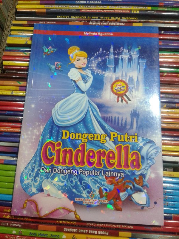 Detail Dongeng Cinderella Putri Yang Cantik Nomer 41