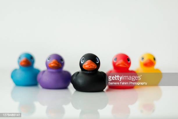 Detail Rubber Duckies Background Nomer 54