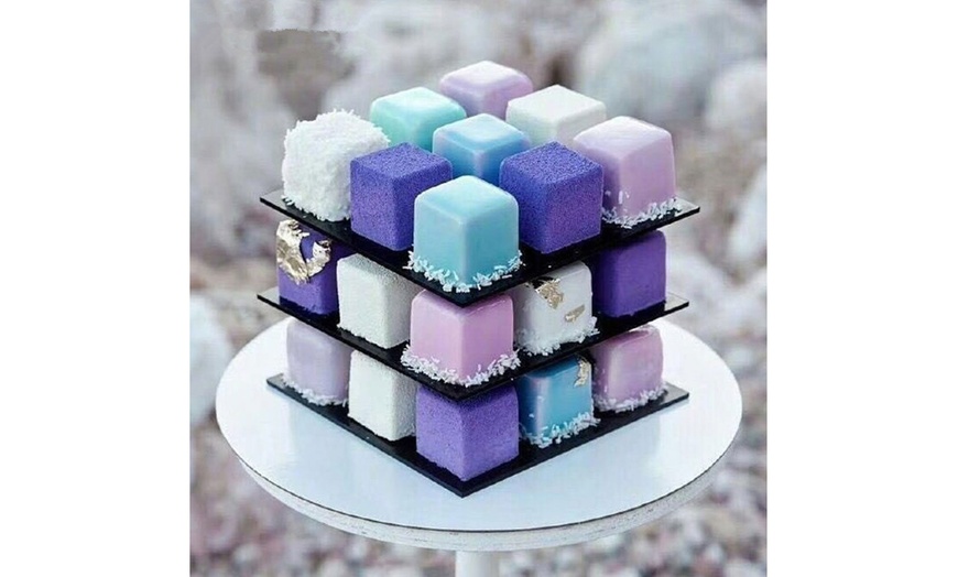 Detail Rubiks Cube Cake Stand Nomer 33