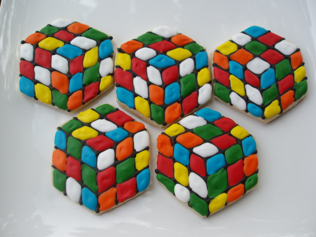 Detail Rubix Cube Cookie Jar Nomer 6