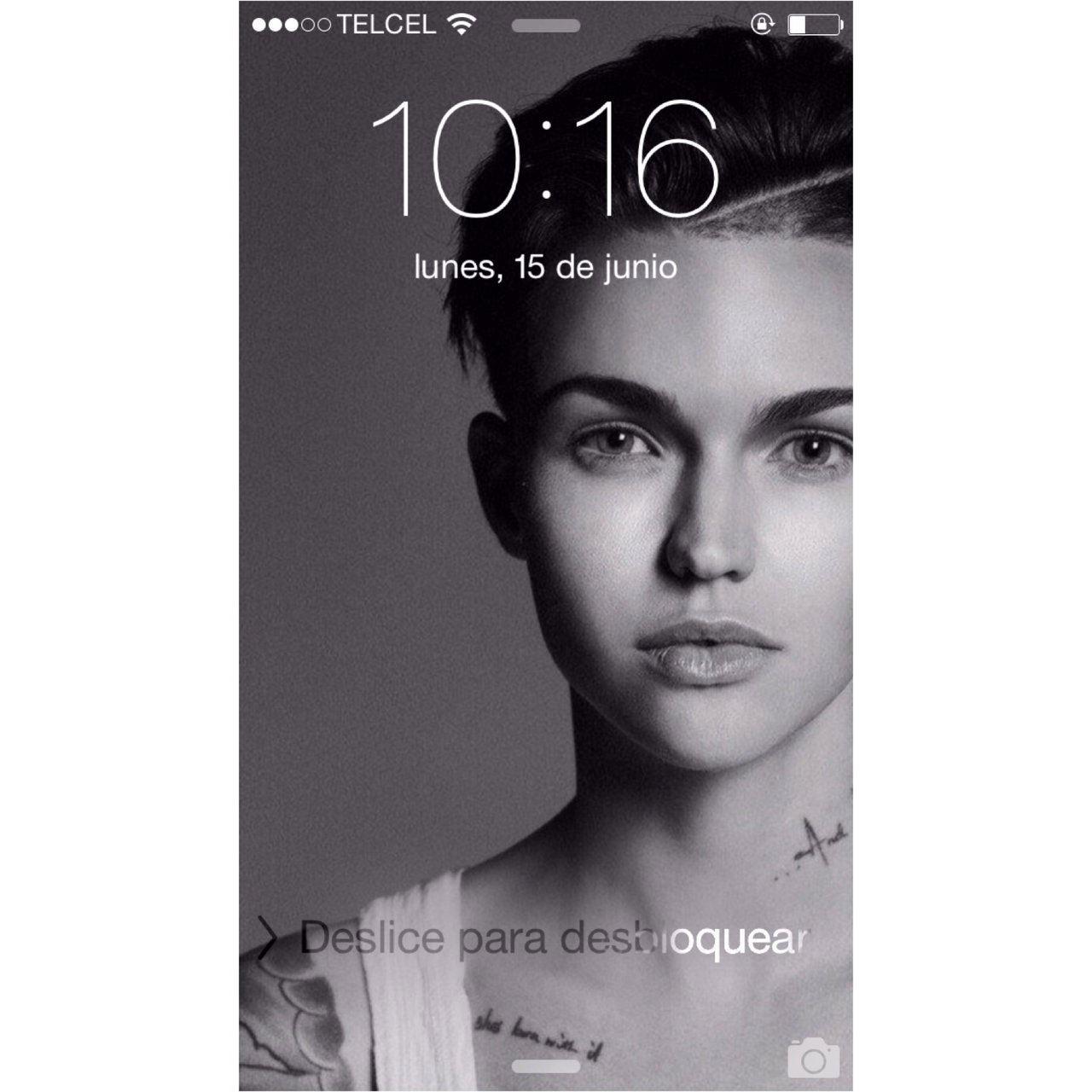 Detail Ruby Rose Wallpaper Iphone Nomer 19