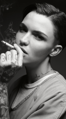 Detail Ruby Rose Wallpaper Iphone Nomer 20