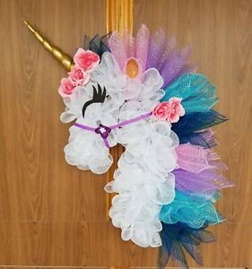 Detail Unicorn Candy Cane Wreath Nomer 11