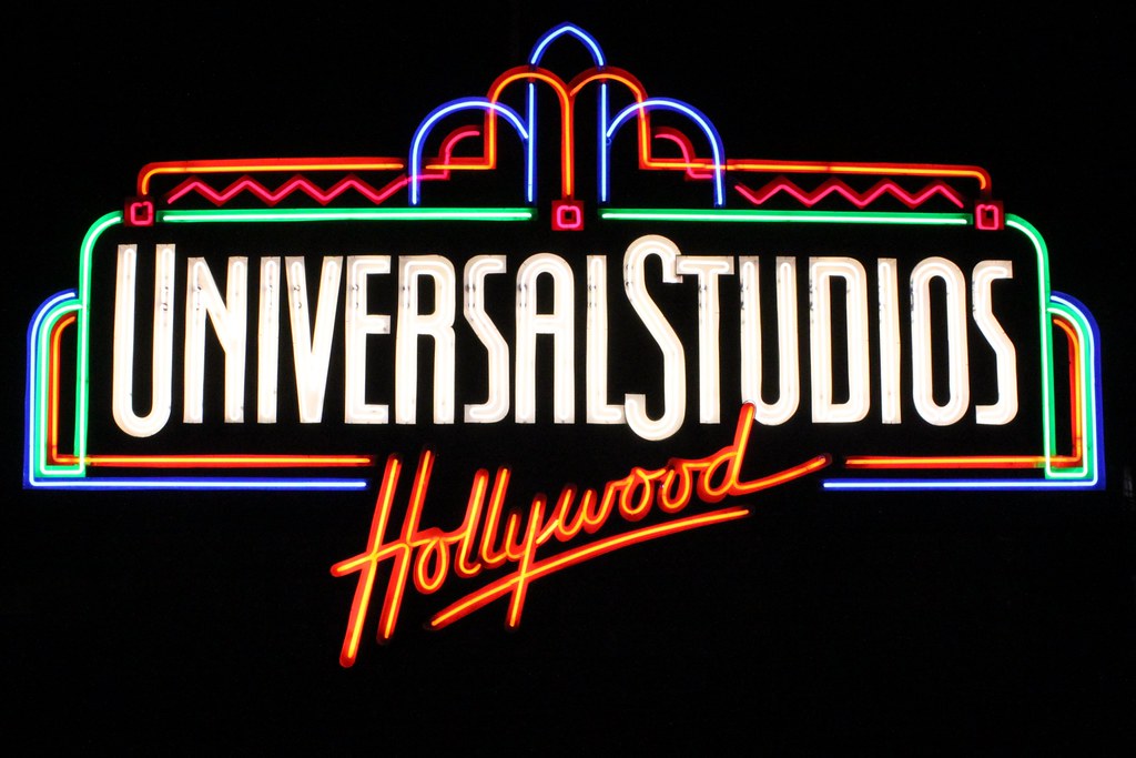 Detail Universal Studios Logo Nomer 31