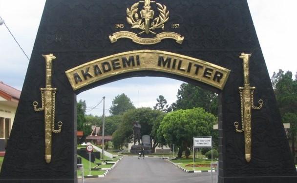 Detail Universitas Akademi Militer Nomer 8