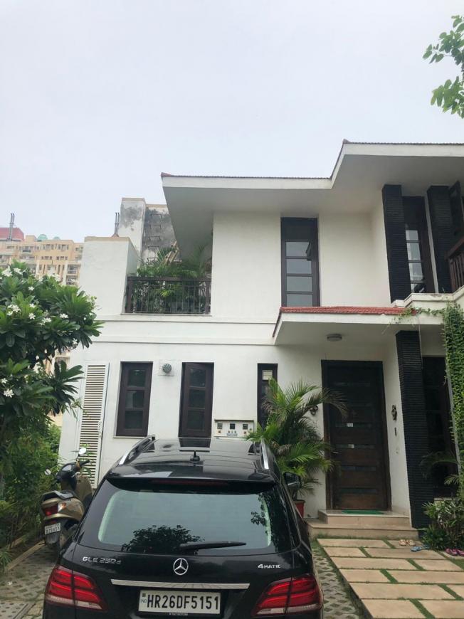 Detail Rumah 15 Miliar Nomer 28