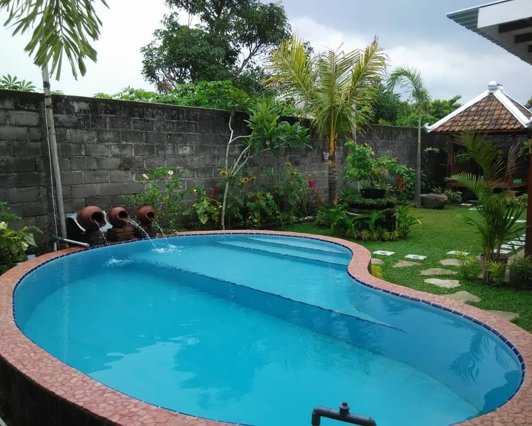 Detail Rumah Ada Kolam Renang Dan Taman Nomer 44