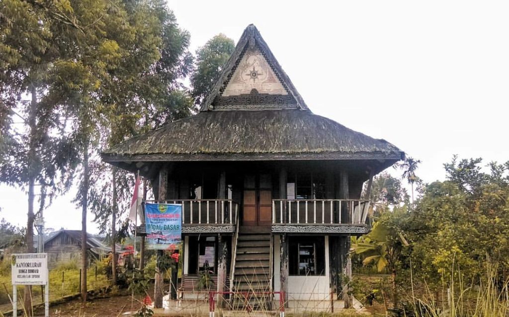 Rumah Adat Angkola - KibrisPDR