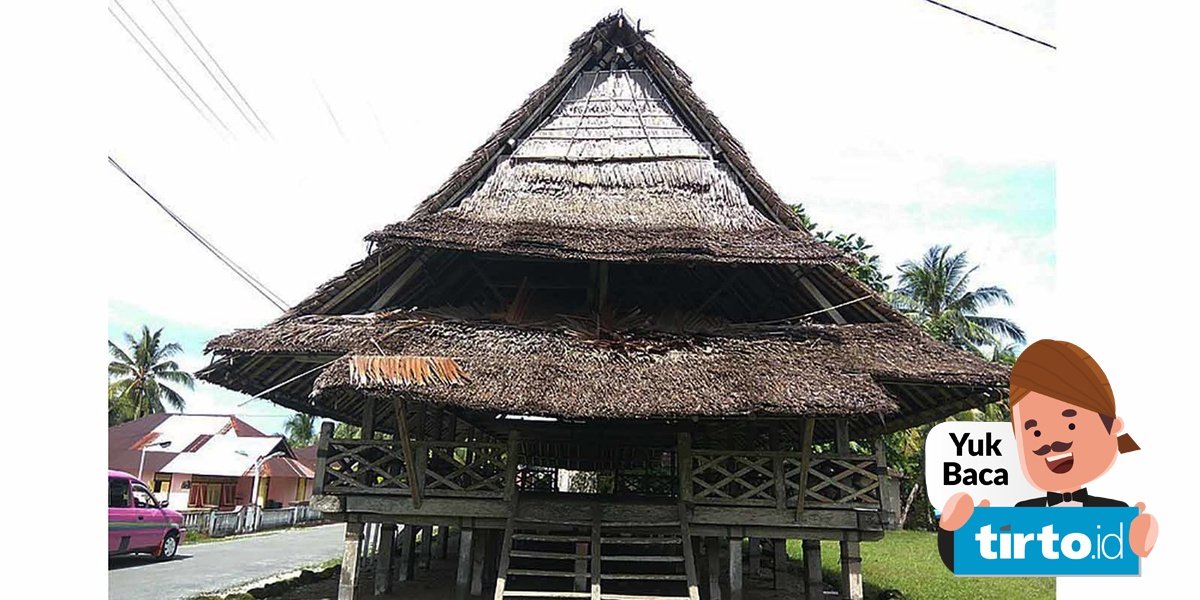 Detail Rumah Adat Baileo Maluku Nomer 13