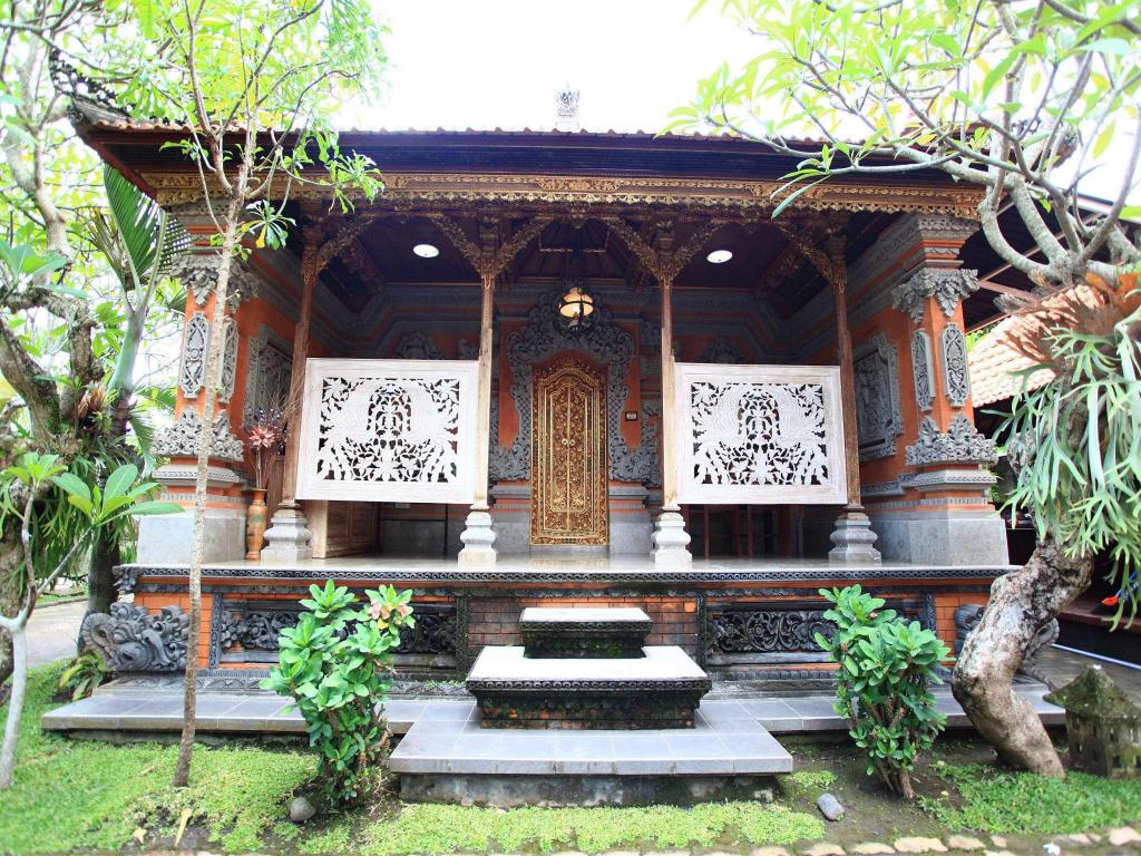 Detail Rumah Adat Bali Modern Koleksi Nomer 25