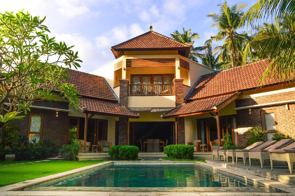 Detail Rumah Adat Bali Modern Koleksi Nomer 26