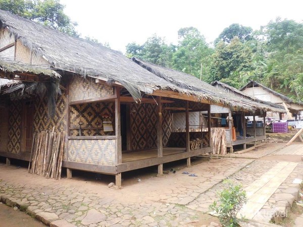 Detail Rumah Adat Banten Nomer 6