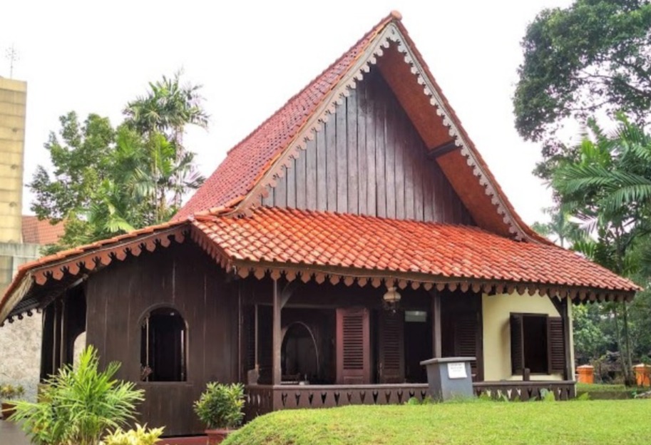 Detail Rumah Adat Betawi Namanya Nomer 16