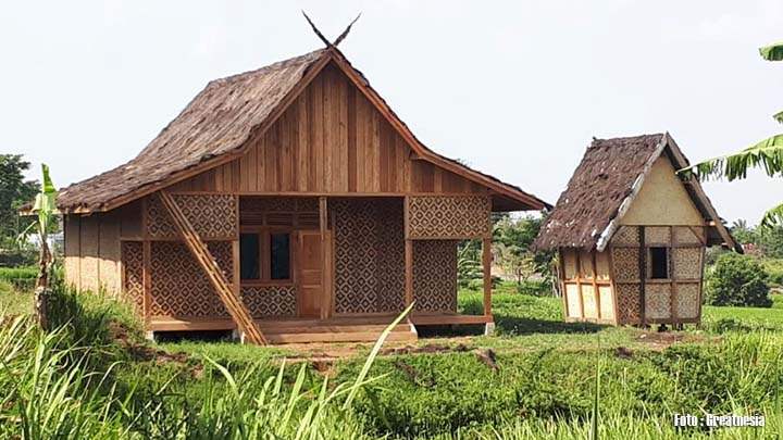 Detail Rumah Adat Daerah Sunda Nomer 12