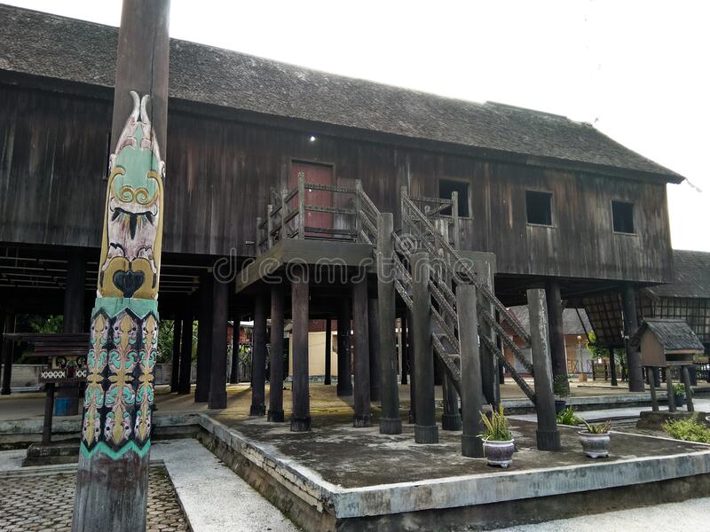 Detail Rumah Adat Eropa Nomer 18