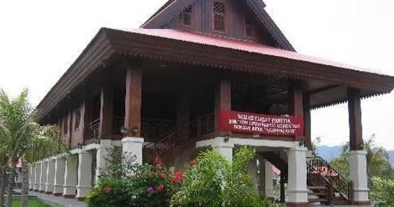 Detail Rumah Adat Gorontalo Nomer 17