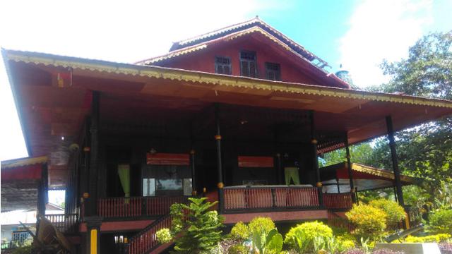 Detail Rumah Adat Gorontalo Nomer 35