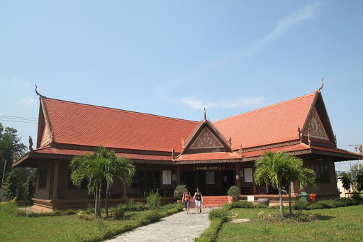 Detail Rumah Adat Kamboja Nomer 14