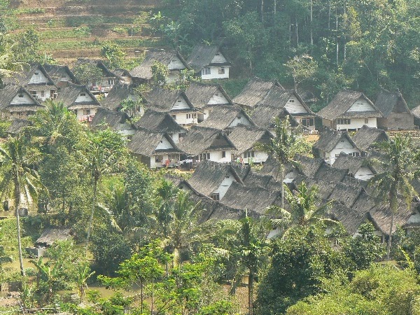 Detail Rumah Adat Kampung Nomer 45