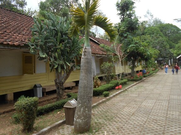 Detail Rumah Adat Kampung Pulo Nomer 45