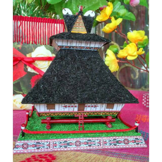 Detail Rumah Adat Karo Nomer 27