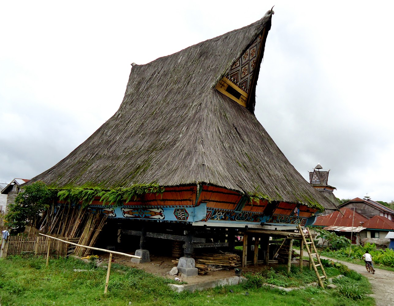Detail Rumah Adat Karo Nomer 28