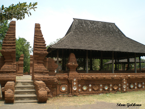 Detail Rumah Adat Kasepuhan Nomer 14