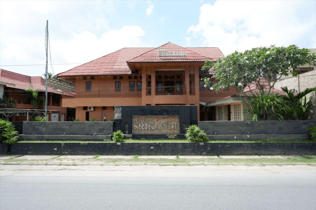 Detail Rumah Adat Kendari Nomer 44