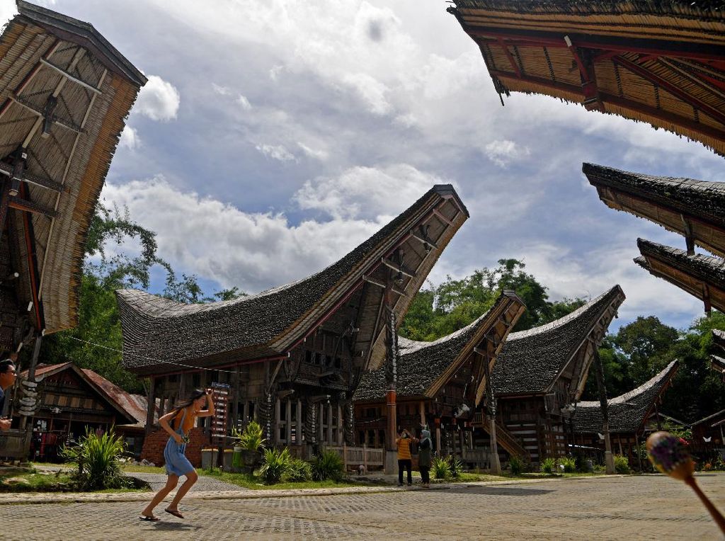 Detail Rumah Adat Khas Toraja Nomer 10