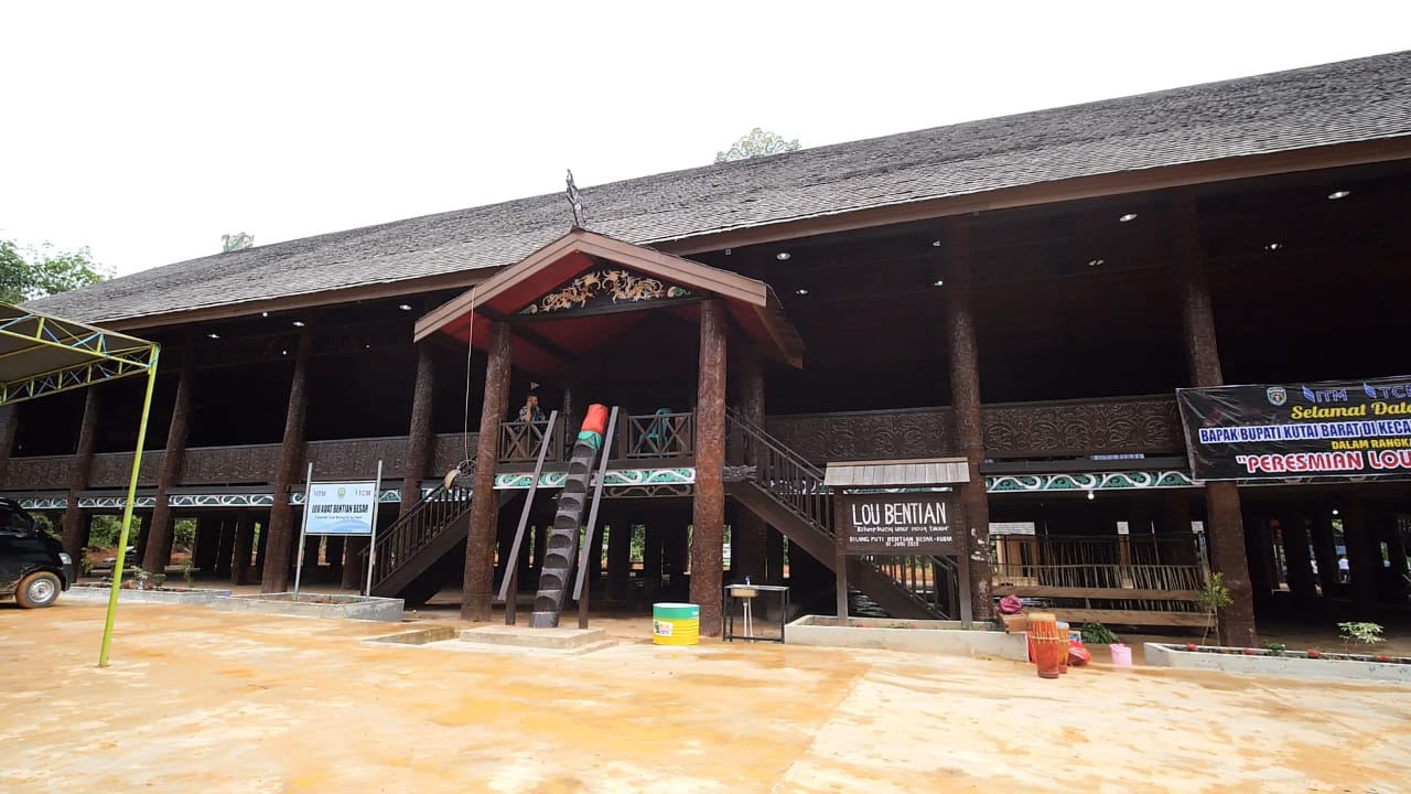 Rumah Adat Kutai 53 Koleksi Gambar