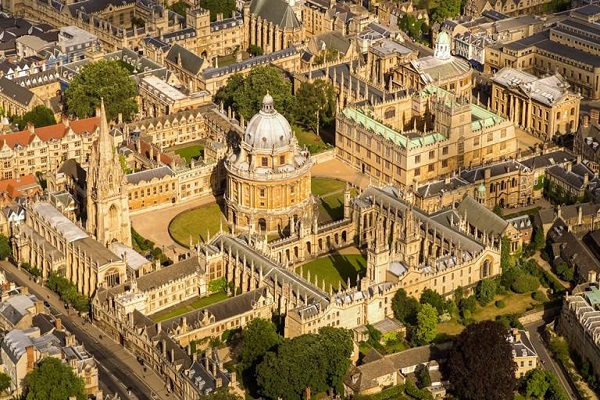 Detail University Of Oxford Inggris Nomer 50