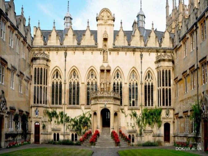 Detail University Of Oxford Inggris Nomer 9