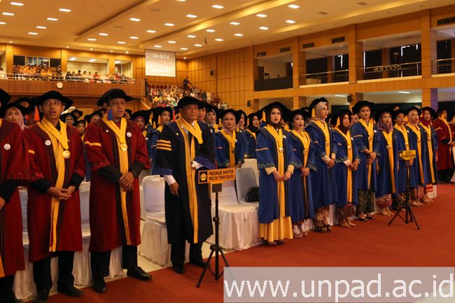 Detail Unpad Ac Id Foto Wisuda Nomer 24