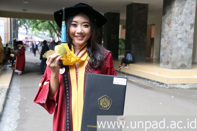 Detail Unpad Ac Id Foto Wisuda Nomer 38