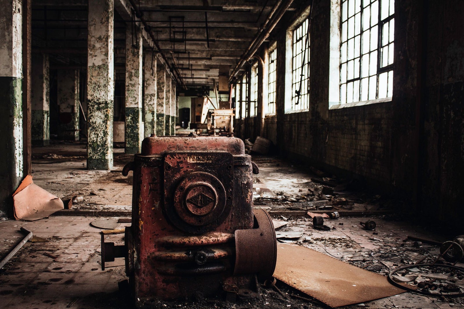 Detail Urbex Anonymous Nomer 28