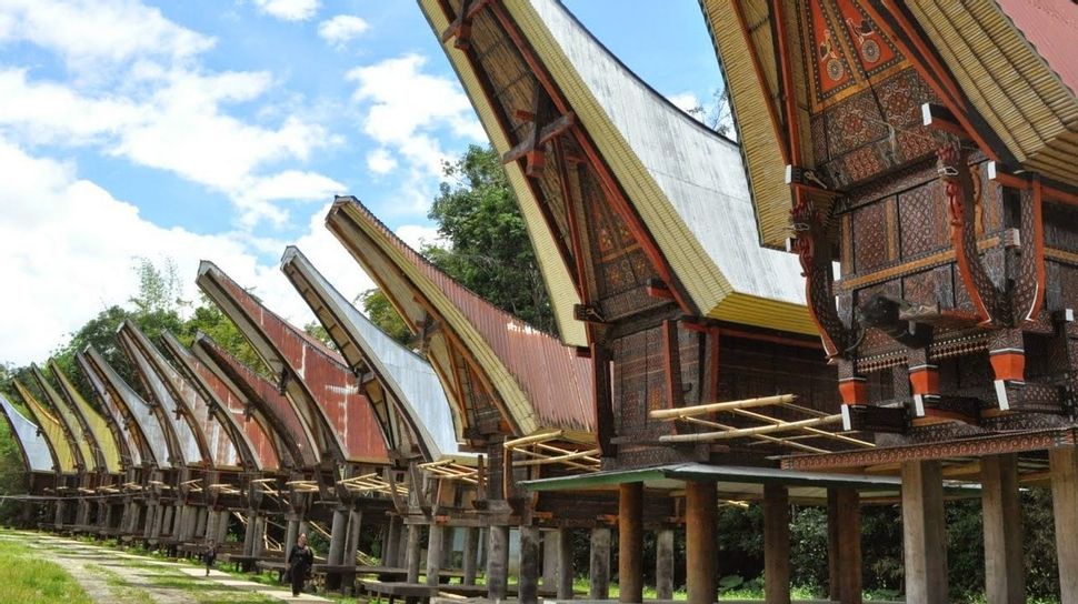 Detail Rumah Adat Luwu Nomer 30