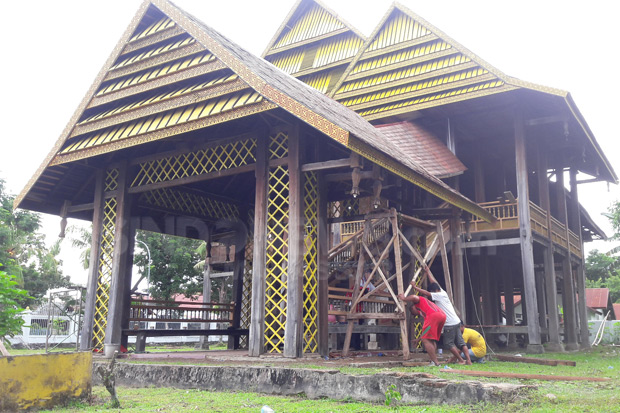 Detail Rumah Adat Luwu Nomer 52