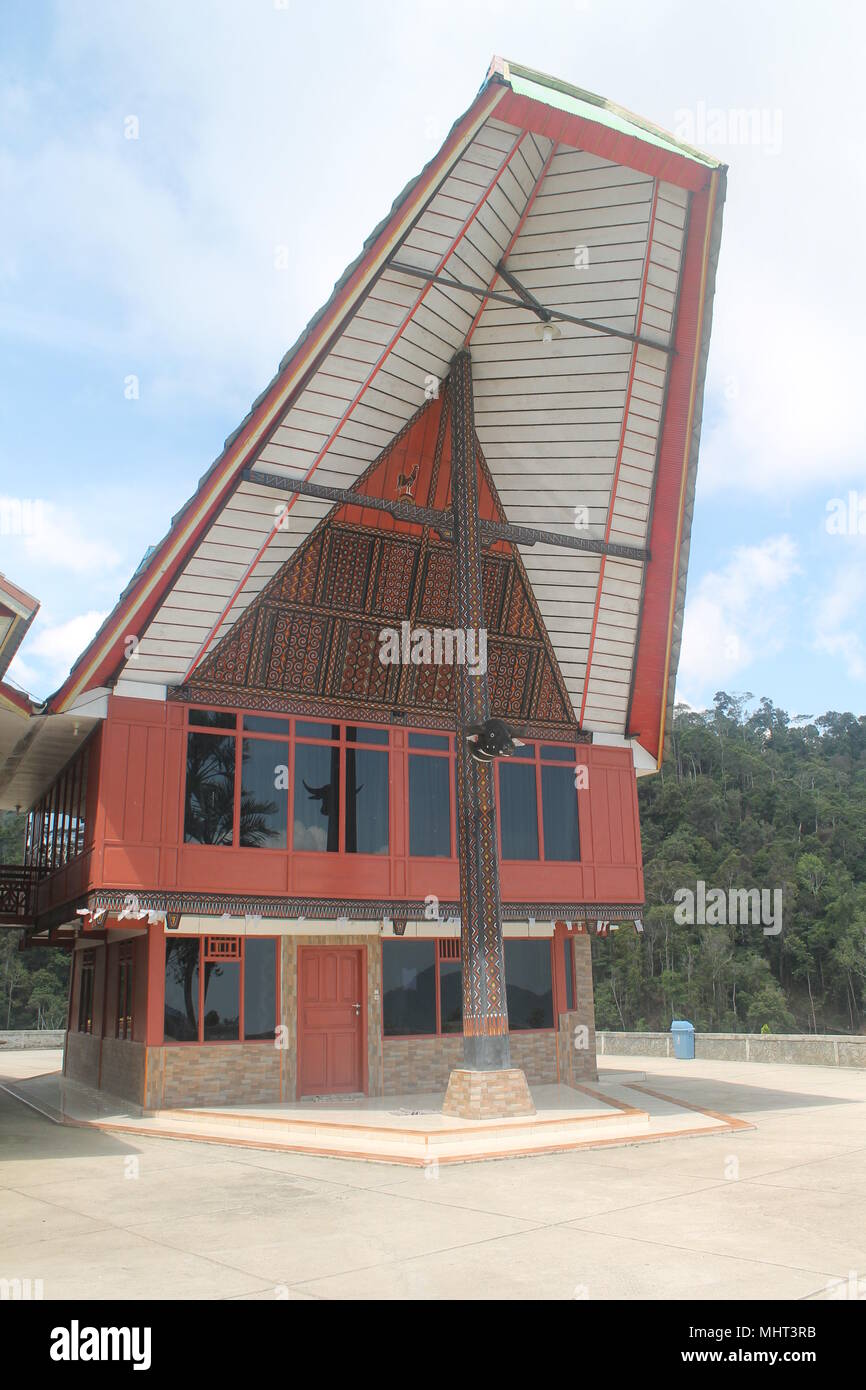 Detail Rumah Adat Masyarakat Toraja Nomer 44