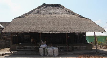 Detail Rumah Adat Mataram Nomer 13