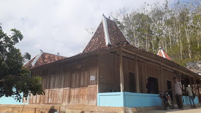 Detail Rumah Adat Mataram Nomer 25