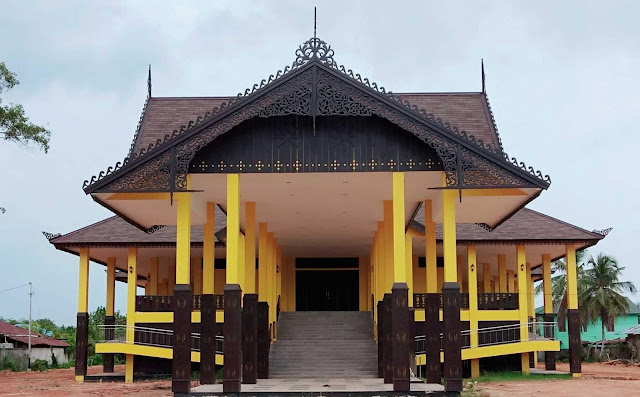 Detail Rumah Adat Melayu Pontianak Nomer 33