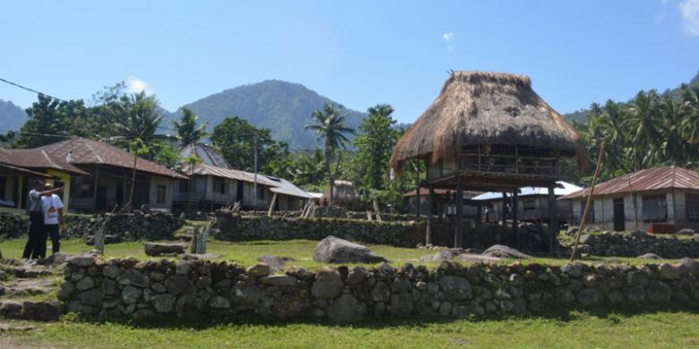 Detail Rumah Adat Nagekeo Nomer 2