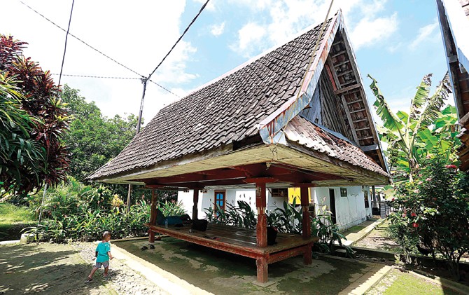 Detail Rumah Adat Ponorogo Jawa Timur Nomer 28
