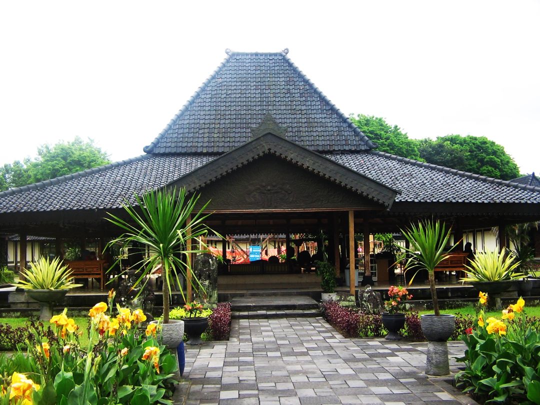 Detail Rumah Adat Ponorogo Jawa Timur Nomer 50