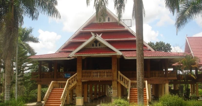 Detail Rumah Adat Provinsi Gorontalo Nomer 21