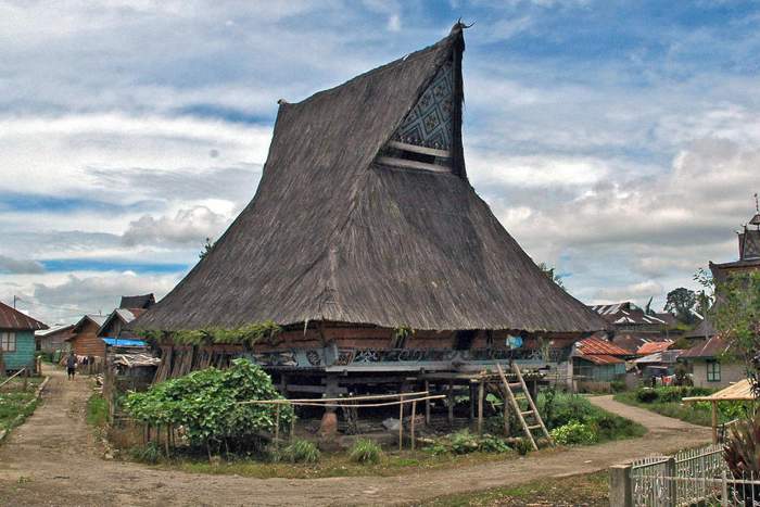 Detail Rumah Adat Provinsi Sumatera Utara Nomer 44