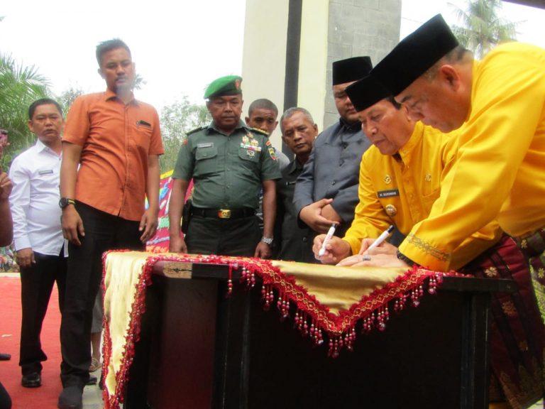 Detail Rumah Adat Rokan Hulu Nomer 32