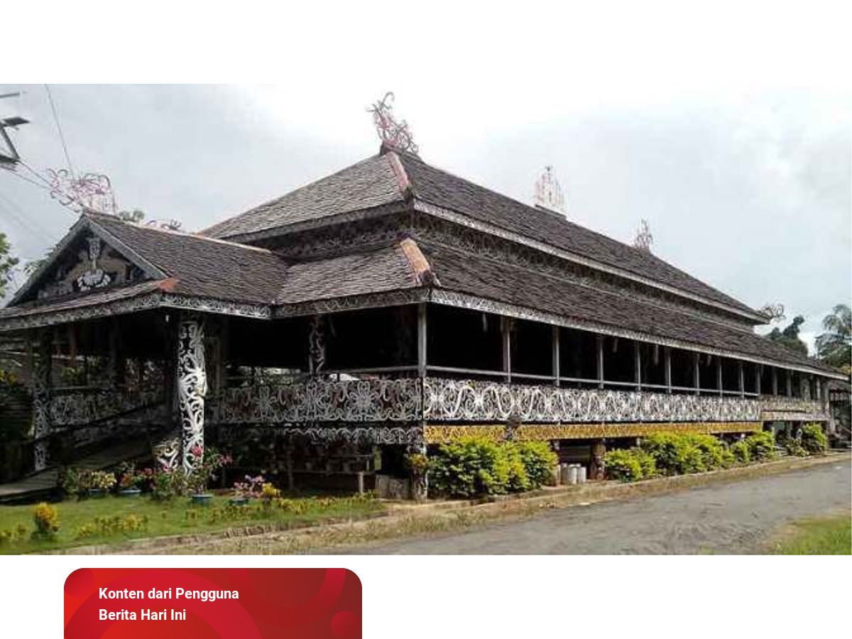 Detail Rumah Adat Samarinda Koleksi Nomer 12