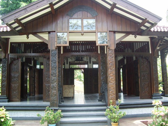 Detail Rumah Adat Semarang Nomer 45