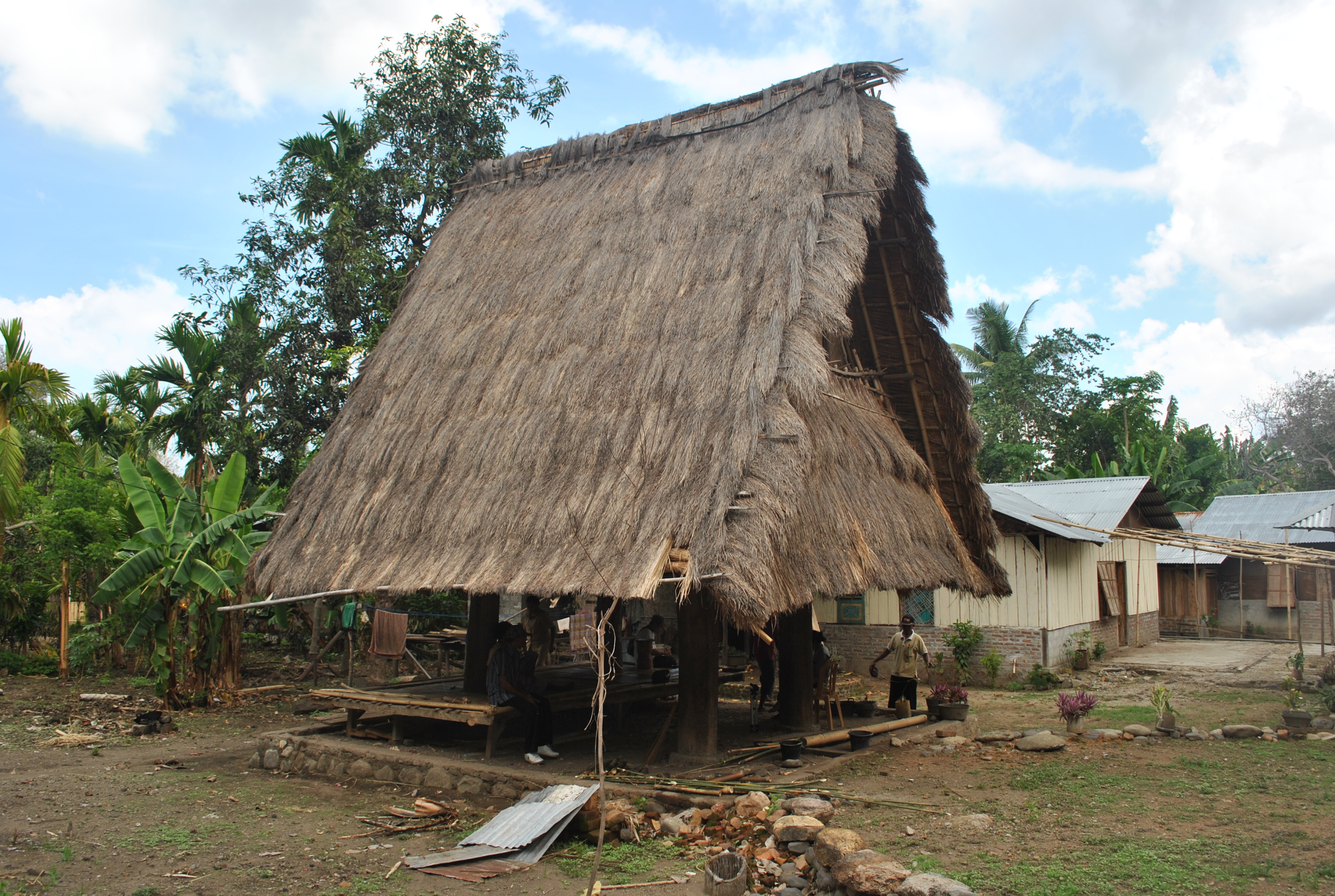 Detail Rumah Adat Suku Alor Nomer 13